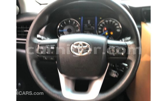 Sayi Imported Toyota Fortuner White Mota in Import - Dubai a Agadez Sayi Imported Toyota Fortuner White Mota in Import - Dubai a Agadez