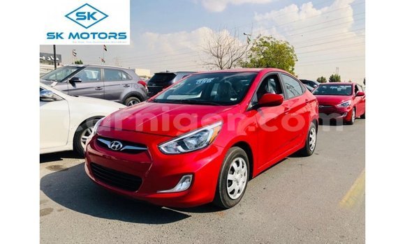 Sayi Imported Hyundai Accent Red Mota in Import - Dubai a Agadez Sayi Imported Hyundai Accent Red Mota in Import - Dubai a Agadez