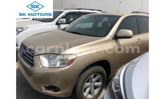 Medium with watermark toyota highlander agadez import dubai 7375