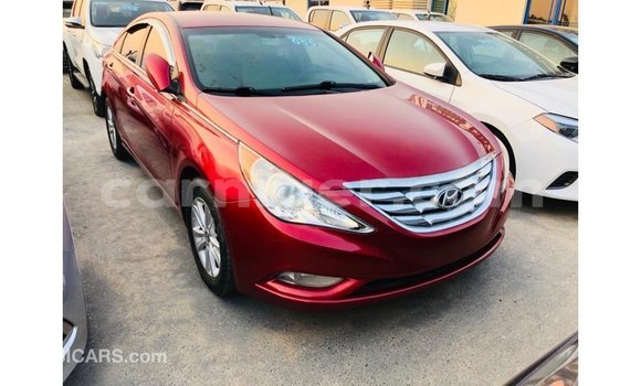 Sayi Imported Hyundai Sonata Red Mota in Import - Dubai a Agadez Sayi Imported Hyundai Sonata Red Mota in Import - Dubai a Agadez