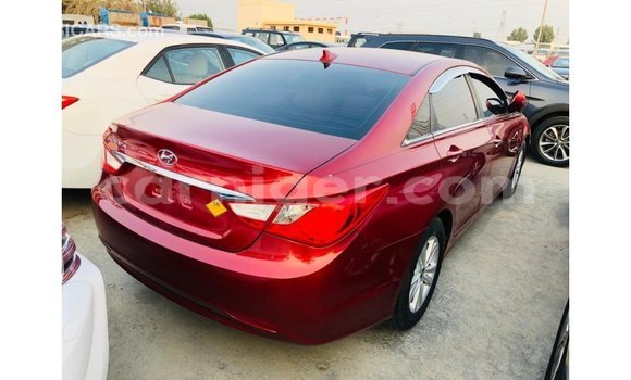 Sayi Imported Hyundai Sonata Red Mota in Import - Dubai a Agadez Sayi Imported Hyundai Sonata Red Mota in Import - Dubai a Agadez