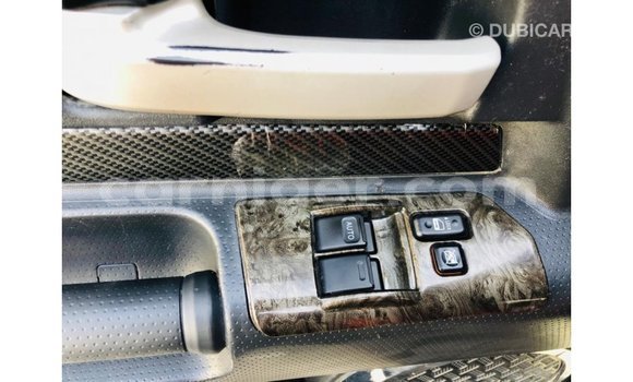 Sayi Imported Toyota FJ Cruiser Black Mota in Import - Dubai a Agadez Sayi Imported Toyota FJ Cruiser Black Mota in Import - Dubai a Agadez