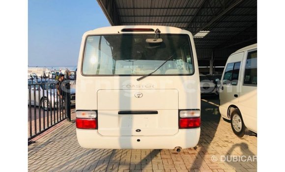 اشتري Imported Toyota Coaster White سيارة في Import - Dubai في أغاديز اشتري Imported Toyota Coaster White سيارة في Import - Dubai في أغاديز