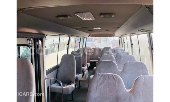 اشتري Imported Toyota Coaster White سيارة في Import - Dubai في أغاديز اشتري Imported Toyota Coaster White سيارة في Import - Dubai في أغاديز