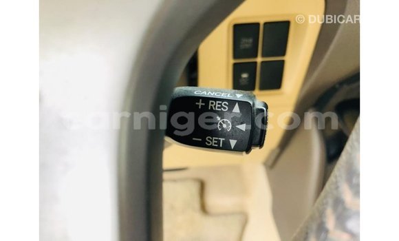 Sayi Imported Toyota Prado White Mota in Import - Dubai a Agadez Sayi Imported Toyota Prado White Mota in Import - Dubai a Agadez