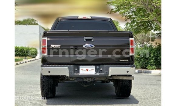 Sayi Imported Ford AEV AMBULANCE Brown Babbar mota in Import - Dubai a Agadez Sayi Imported Ford AEV AMBULANCE Brown Babbar mota in Import - Dubai a Agadez