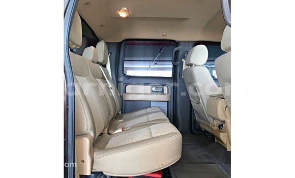 Sayi Imported Ford AEV AMBULANCE Brown Babbar mota in Import - Dubai a Agadez Sayi Imported Ford AEV AMBULANCE Brown Babbar mota in Import - Dubai a Agadez