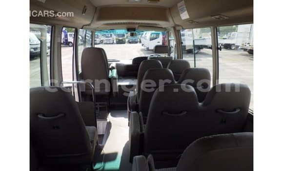 Buy Import Toyota Coaster White Car in Import - Dubai in Agadez Buy Import Toyota Coaster White Car in Import - Dubai in Agadez