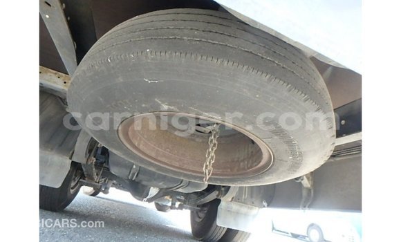 Buy Import Toyota Coaster White Car in Import - Dubai in Agadez Buy Import Toyota Coaster White Car in Import - Dubai in Agadez