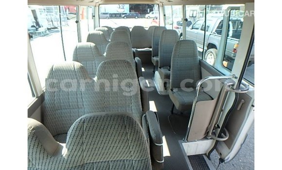 Buy Import Toyota Coaster White Car in Import - Dubai in Agadez Buy Import Toyota Coaster White Car in Import - Dubai in Agadez
