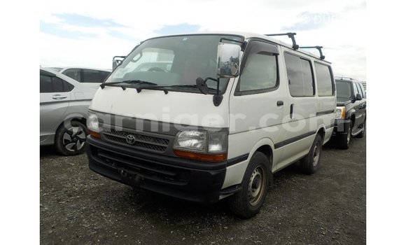 Buy Import Toyota Hiace White Car in Import - Dubai in Agadez Buy Import Toyota Hiace White Car in Import - Dubai in Agadez