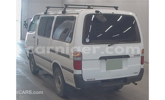 Buy Import Toyota Hiace White Car in Import - Dubai in Agadez Buy Import Toyota Hiace White Car in Import - Dubai in Agadez