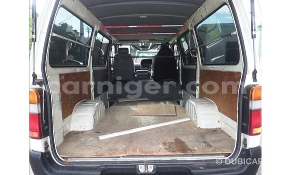 Buy Import Toyota Hiace White Car in Import - Dubai in Agadez Buy Import Toyota Hiace White Car in Import - Dubai in Agadez