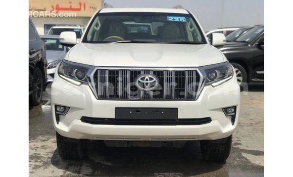 Sayi Imported Toyota Prado White Mota in Import - Dubai a Agadez Sayi Imported Toyota Prado White Mota in Import - Dubai a Agadez