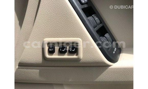 Sayi Imported Toyota Prado White Mota in Import - Dubai a Agadez Sayi Imported Toyota Prado White Mota in Import - Dubai a Agadez