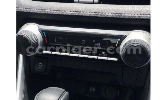 Acheter Import Utilitaire Toyota Ade Blanc à Import - Dubai, Agadez Acheter Import Utilitaire Toyota Ade Blanc à Import - Dubai, Agadez