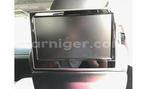 اشتري Imported Toyota Land Cruiser White شاحنة في Import - Dubai في أغاديز اشتري Imported Toyota Land Cruiser White شاحنة في Import - Dubai في أغاديز