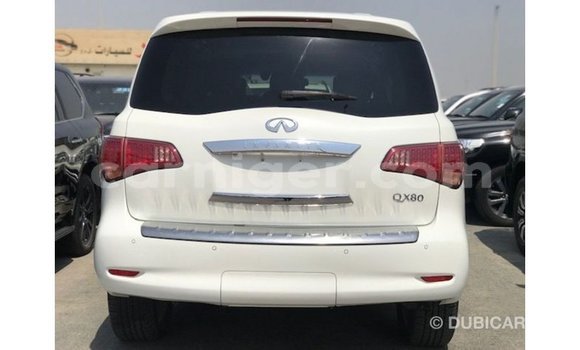 Sayi Imported Infiniti Q White Mota in Import - Dubai a Agadez Sayi Imported Infiniti Q White Mota in Import - Dubai a Agadez