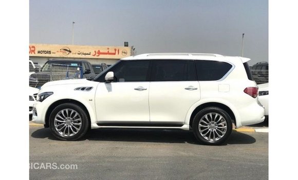 Sayi Imported Infiniti Q White Mota in Import - Dubai a Agadez Sayi Imported Infiniti Q White Mota in Import - Dubai a Agadez