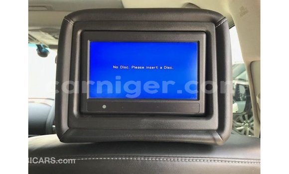 Sayi Imported Infiniti Q White Mota in Import - Dubai a Agadez Sayi Imported Infiniti Q White Mota in Import - Dubai a Agadez