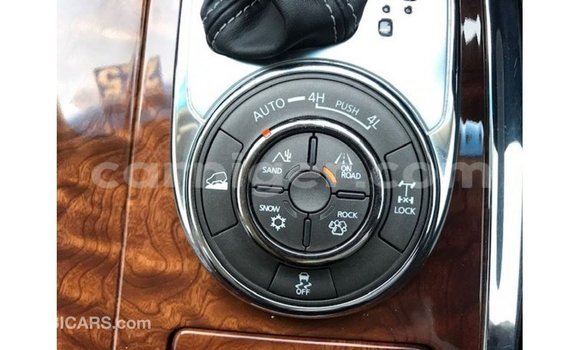 Sayi Imported Infiniti Q White Mota in Import - Dubai a Agadez Sayi Imported Infiniti Q White Mota in Import - Dubai a Agadez