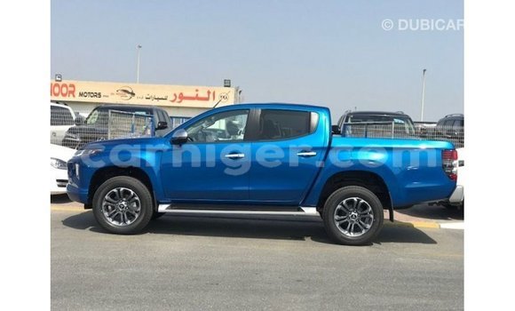 Sayi Imported Mitsubishi i Blue Mota in Import - Dubai a Agadez Sayi Imported Mitsubishi i Blue Mota in Import - Dubai a Agadez
