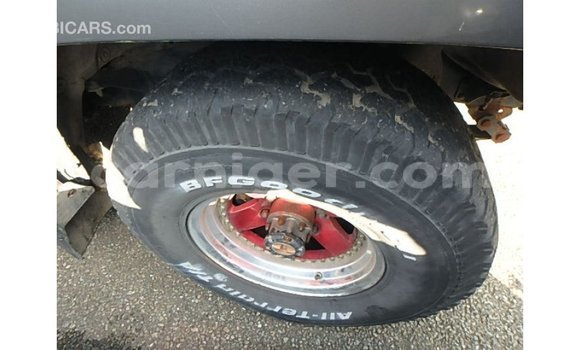 اشتري Imported Toyota Land Cruiser Other شاحنة في Import - Dubai في أغاديز اشتري Imported Toyota Land Cruiser Other شاحنة في Import - Dubai في أغاديز