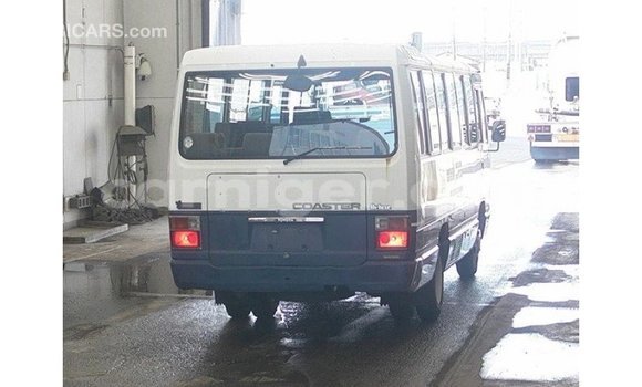 Buy Import Toyota Coaster White Car in Import - Dubai in Agadez Buy Import Toyota Coaster White Car in Import - Dubai in Agadez