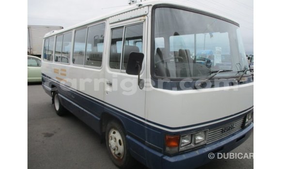 Buy Import Toyota Coaster White Car in Import - Dubai in Agadez Buy Import Toyota Coaster White Car in Import - Dubai in Agadez