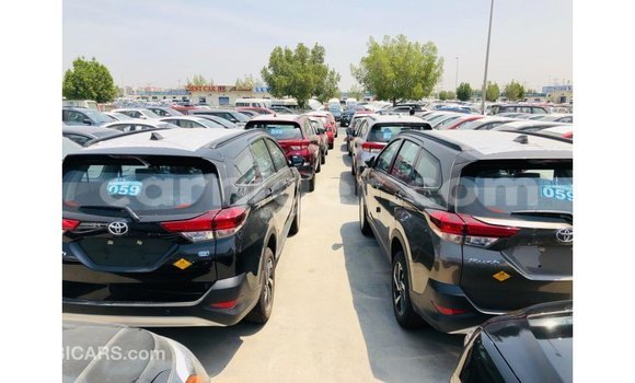 Sayi Imported Toyota Rush Red Mota in Import - Dubai a Agadez Sayi Imported Toyota Rush Red Mota in Import - Dubai a Agadez