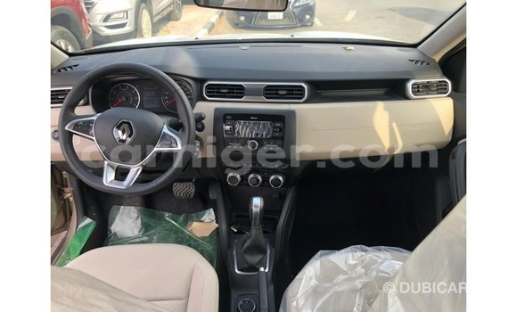 Sayi Imported Renault Duster Beige Mota in Import - Dubai a Agadez Sayi Imported Renault Duster Beige Mota in Import - Dubai a Agadez