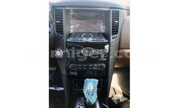 Sayi Imported Infiniti Q Black Mota in Import - Dubai a Agadez Sayi Imported Infiniti Q Black Mota in Import - Dubai a Agadez