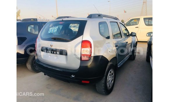 Sayi Imported Renault Duster Black Mota in Import - Dubai a Agadez Sayi Imported Renault Duster Black Mota in Import - Dubai a Agadez