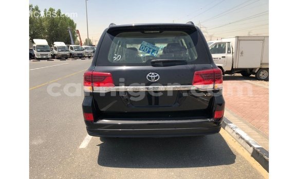 اشتري Imported Toyota Land Cruiser Black شاحنة في Import - Dubai في أغاديز اشتري Imported Toyota Land Cruiser Black شاحنة في Import - Dubai في أغاديز