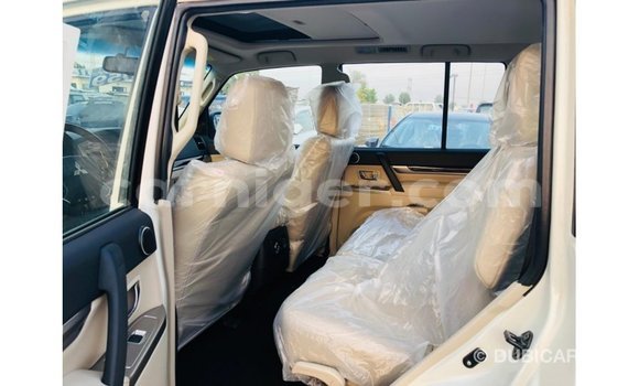 Buy Import Mitsubishi Pajero White Car in Import - Dubai in Agadez Buy Import Mitsubishi Pajero White Car in Import - Dubai in Agadez