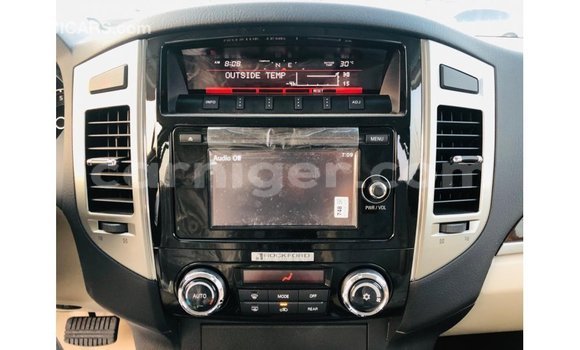 Buy Import Mitsubishi Pajero White Car in Import - Dubai in Agadez Buy Import Mitsubishi Pajero White Car in Import - Dubai in Agadez