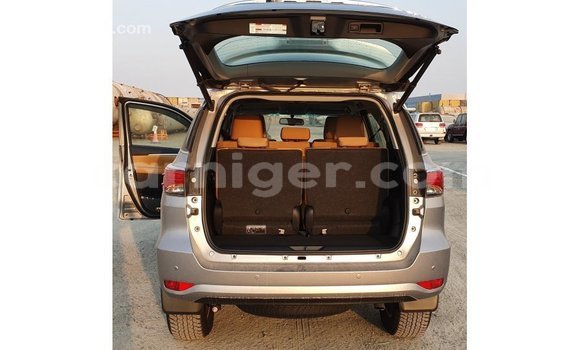 Buy Import Toyota Fortuner Other Car in Import - Dubai in Agadez Buy Import Toyota Fortuner Other Car in Import - Dubai in Agadez