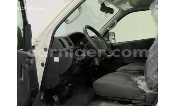 Buy Import Toyota Hiace White Car in Import - Dubai in Agadez Buy Import Toyota Hiace White Car in Import - Dubai in Agadez