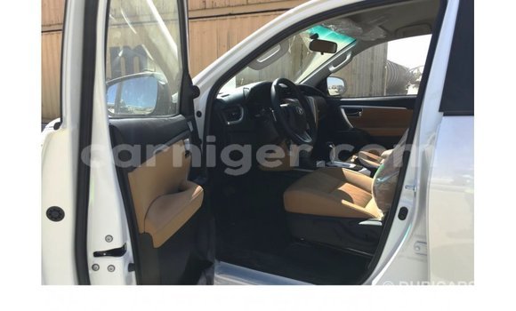 Buy Import Toyota Fortuner White Car in Import - Dubai in Agadez Buy Import Toyota Fortuner White Car in Import - Dubai in Agadez