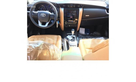 Buy Import Toyota Fortuner White Car in Import - Dubai in Agadez Buy Import Toyota Fortuner White Car in Import - Dubai in Agadez