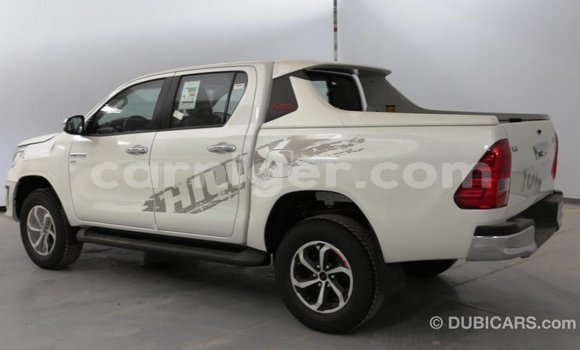 Acheter Import Voiture Toyota Hilux Blanc à Import - Dubai, Agadez Acheter Import Voiture Toyota Hilux Blanc à Import - Dubai, Agadez