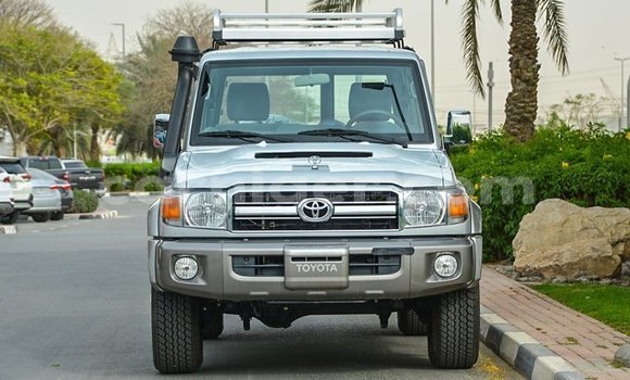Sayi Imported Toyota Land Cruiser Other Babbar mota in Import - Dubai a Agadez Sayi Imported Toyota Land Cruiser Other Babbar mota in Import - Dubai a Agadez