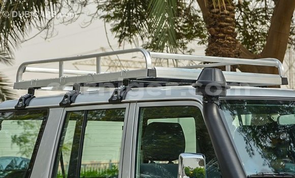 اشتري Imported Toyota Land Cruiser Other شاحنة في Import - Dubai في أغاديز اشتري Imported Toyota Land Cruiser Other شاحنة في Import - Dubai في أغاديز