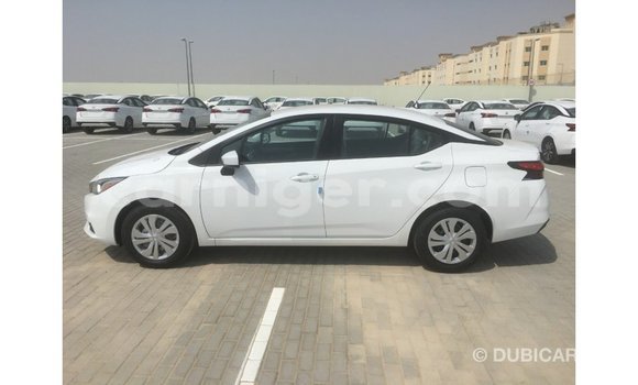 Buy Import Nissan Sunny White Car in Import - Dubai in Agadez Buy Import Nissan Sunny White Car in Import - Dubai in Agadez