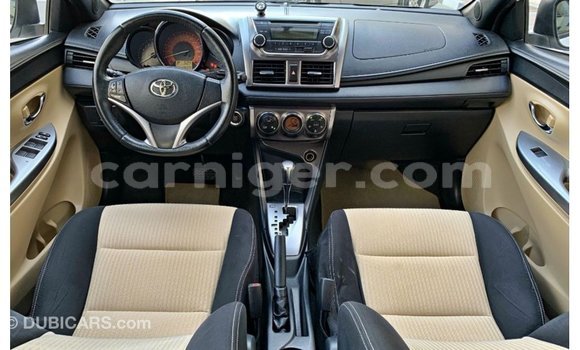 Sayi Imported Toyota Yaris White Mota in Import - Dubai a Agadez Sayi Imported Toyota Yaris White Mota in Import - Dubai a Agadez