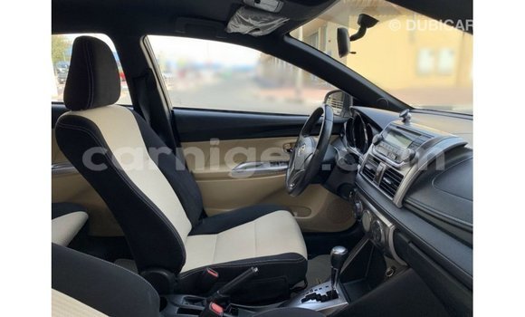Sayi Imported Toyota Yaris White Mota in Import - Dubai a Agadez Sayi Imported Toyota Yaris White Mota in Import - Dubai a Agadez