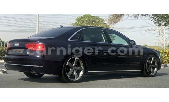 Sayi Imported Audi A8 Blue Mota in Import - Dubai a Agadez Sayi Imported Audi A8 Blue Mota in Import - Dubai a Agadez