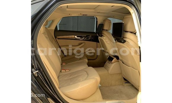 Sayi Imported Audi A8 Blue Mota in Import - Dubai a Agadez Sayi Imported Audi A8 Blue Mota in Import - Dubai a Agadez