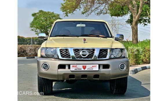Sayi Imported Nissan Patrol Beige Mota in Import - Dubai a Agadez Sayi Imported Nissan Patrol Beige Mota in Import - Dubai a Agadez