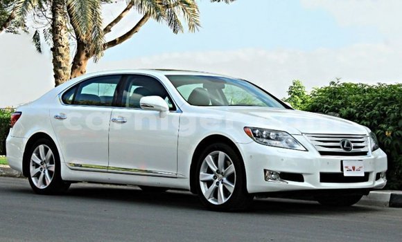 Buy Import Lexus LS White Car in Import - Dubai in Agadez Buy Import Lexus LS White Car in Import - Dubai in Agadez